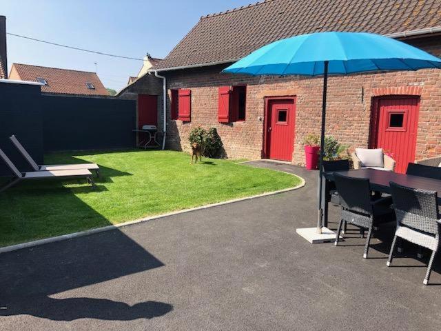 Gite Les Volets Rouges Andres  Exterior photo